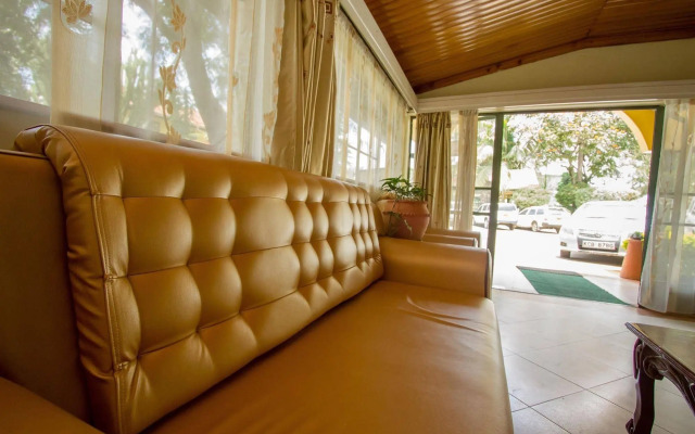 Benliza Guest House - Adults Only