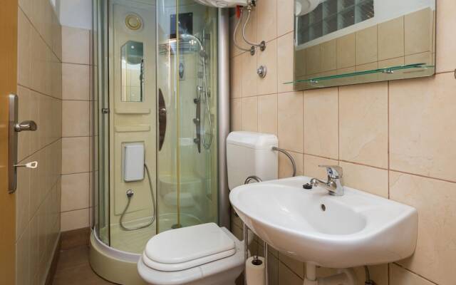 Spacious apt w Magnificent sea View & big Terrace