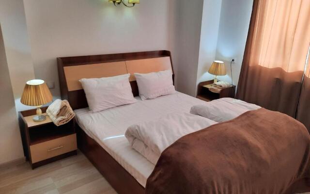 Apartment on Marjanishvili in Tbilisi