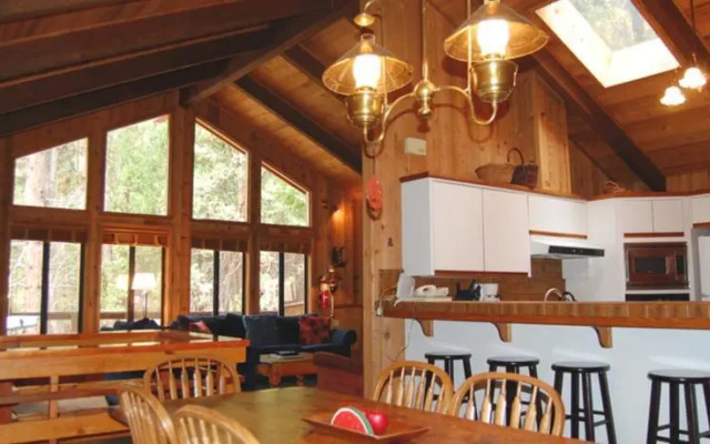 RedAwning Cabin #17B Tylers Bungalow