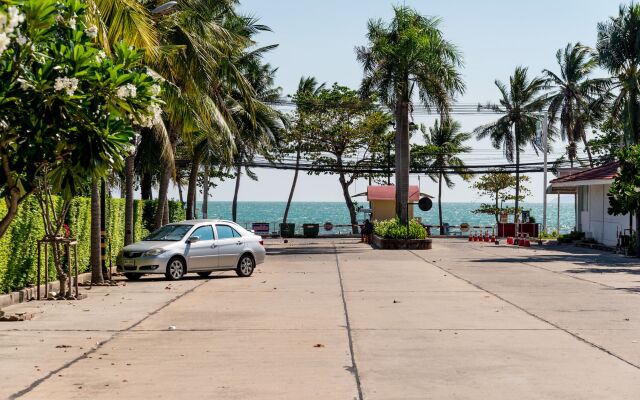 Jomtien Beach Condominium