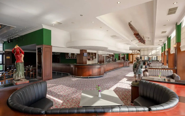 Adora Hotel & Resort