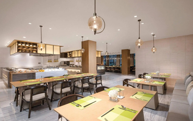 Courtyard by Marriott Wuxi Lihu Lake