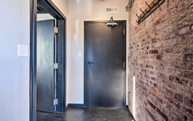 Sleek, Modern Loft in Downtown Springfield!
