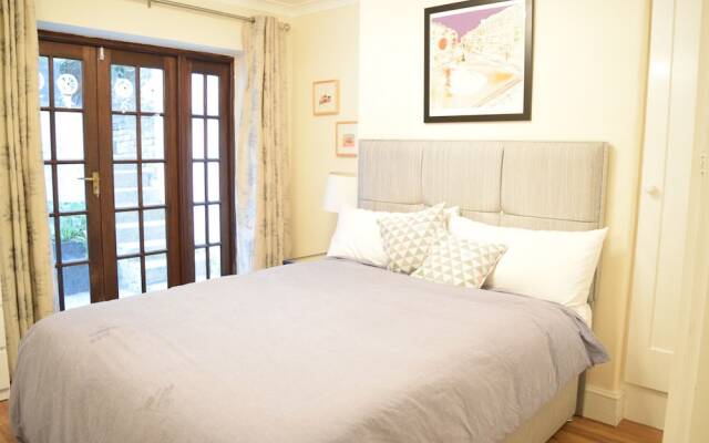 1 Bedroom Islington Flat With A Garden