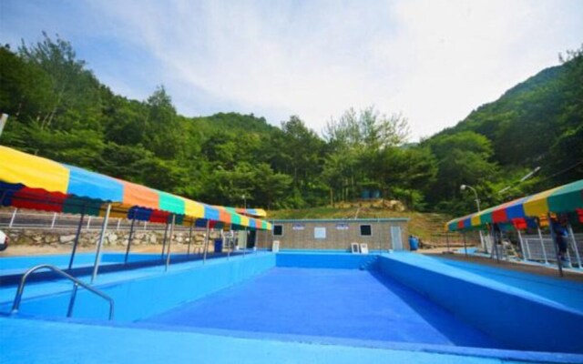 Hadong Kumosan Land Pension