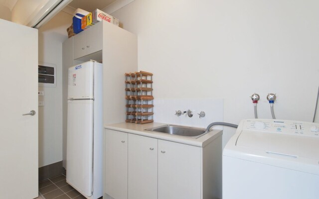 Pacific Drive 14 Fingal Bay