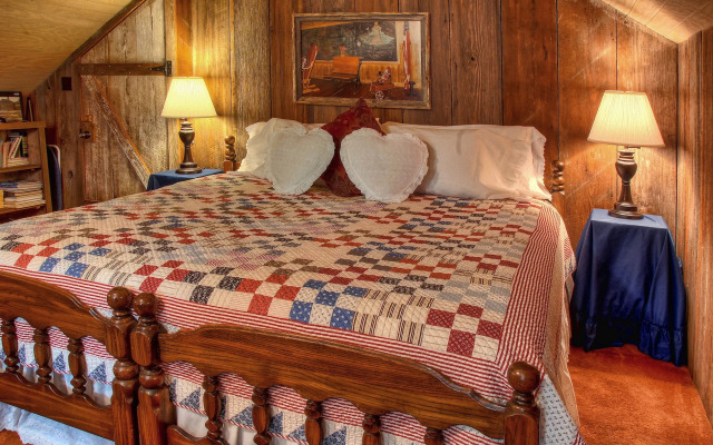 Kuebler Waldrip Haus B&B