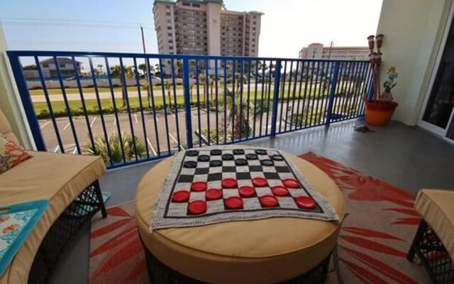 Oceanwalk 18-306 Apartment 2