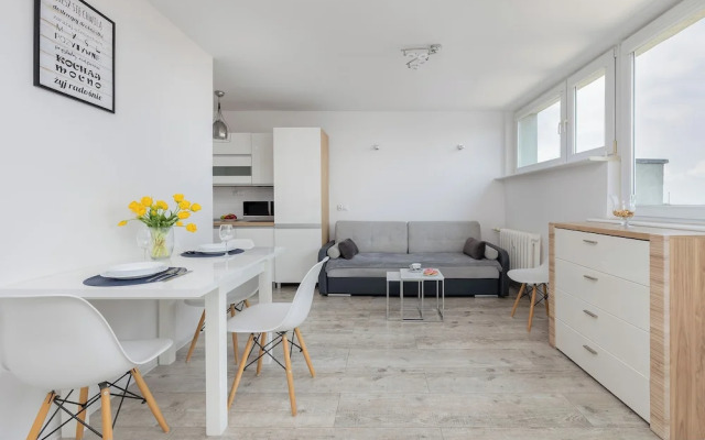 Charming Studio for 2 by Renters