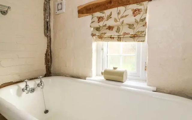 Poston Holiday Cottage