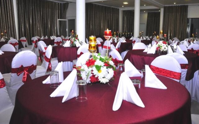 Mahagedara Holiday Home