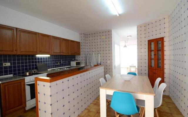 Illes Atic 105