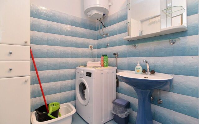 Apartment 745