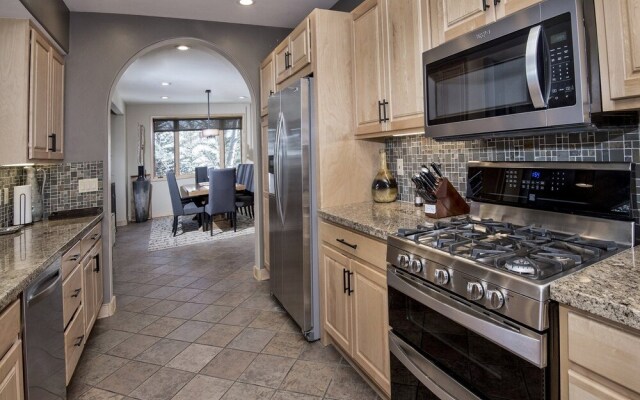 Glacier Court 1854 A