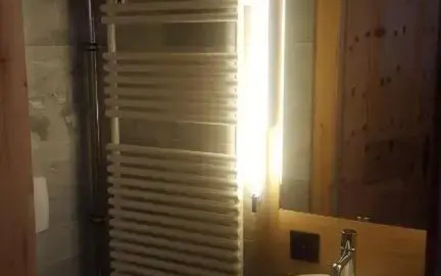 Relaxing confortable studio, heated garage, skiroom