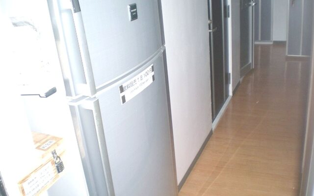 Ken Hostel