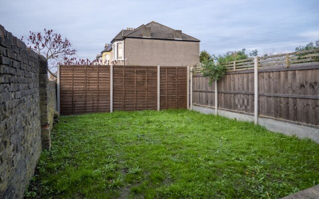 67 Hafton Road