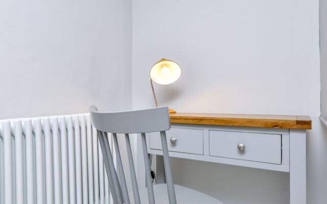 Scotgate House by Vose Nights