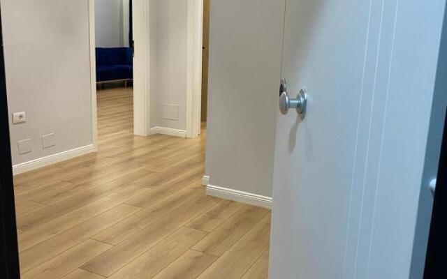 8th Floor Luxury Apartament Tirana