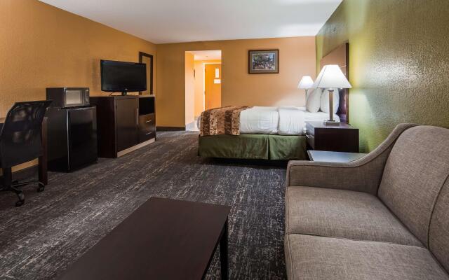 Best Western Luxbury Inn Fort Wayne