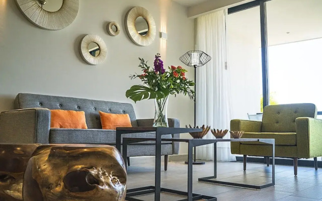 Opal Apt. 404 Exceed Your Expectations, Clean, Sofisticated