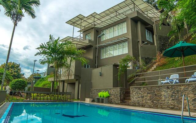 Range Hotel Kandy