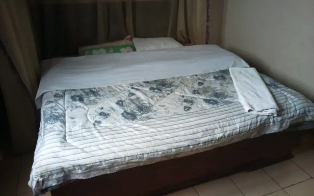 Aerotropolis Hotel