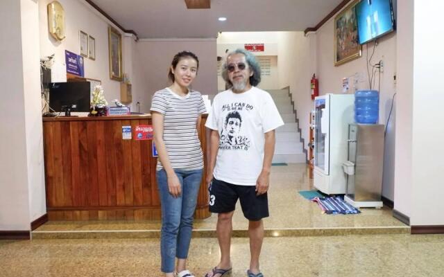 Nakarin Hotel