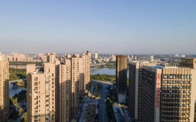 Yingtan Manshiba Apartment (Guoxi Building Branch)