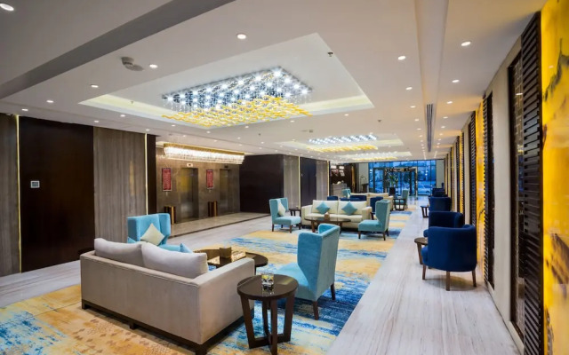 Naviti Warwick Dammam