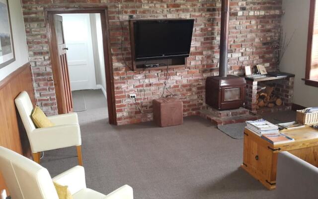 Waipiata Country Hotel