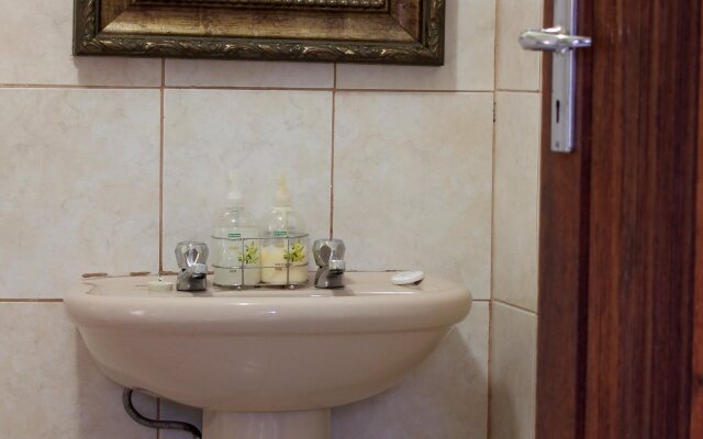 The Swallow's Nest Bed & Breakfast