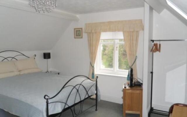 Big Sky Guest House- ROOM ONLY