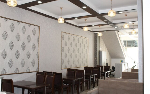 East House Hotel