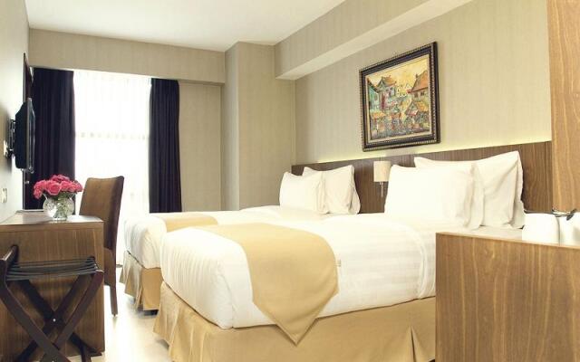 Golden Tulip Passer Baroe