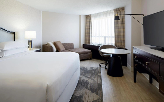 Sheraton Montreal Airport Hotel