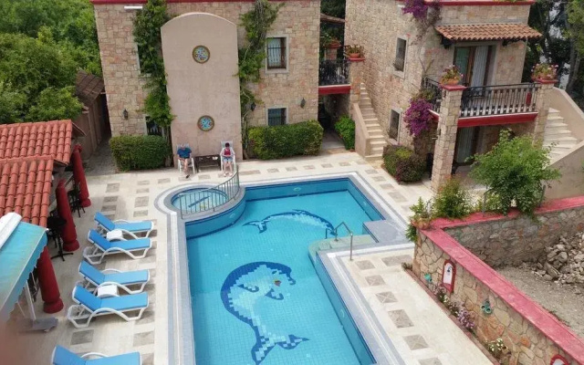 Pinarhan Studio Hotel