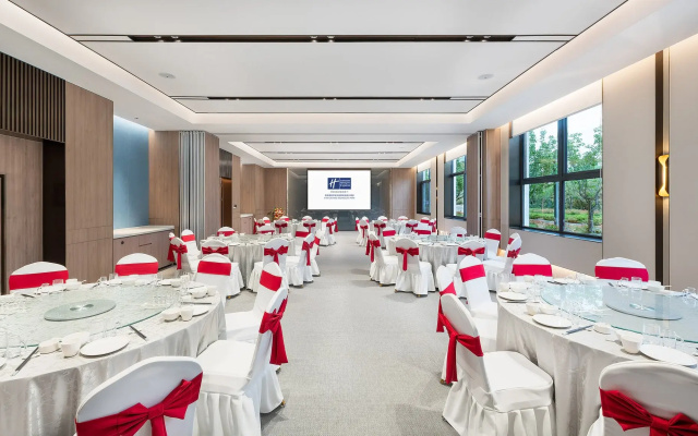 Holiday Inn Express Xi'an Caotang Technology Park By Ihg