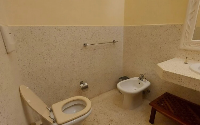 Tembo Court Apartment