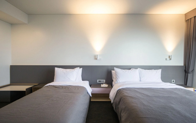 Jeju Bricks Hotel