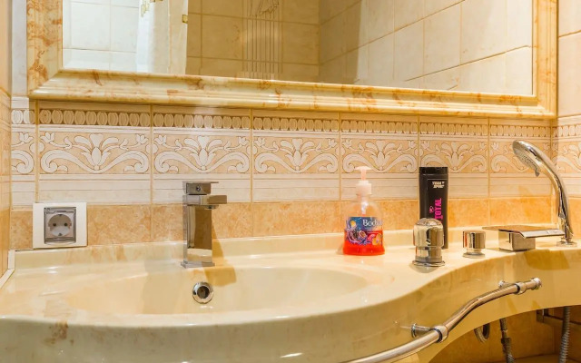 Комфорт сити на Цандера 12