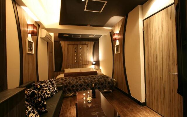 HOTEL VARKIN (Adult Only)