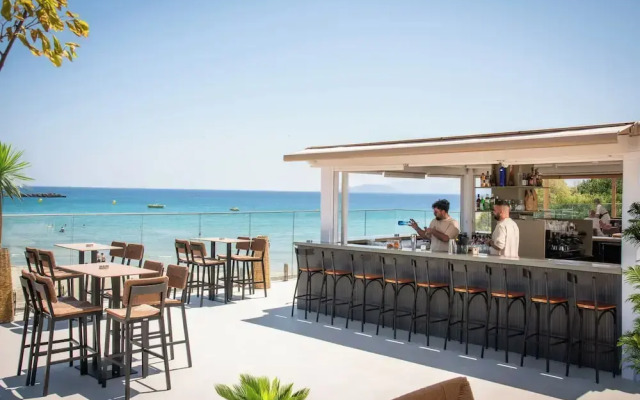 The River Suites - Adults Only