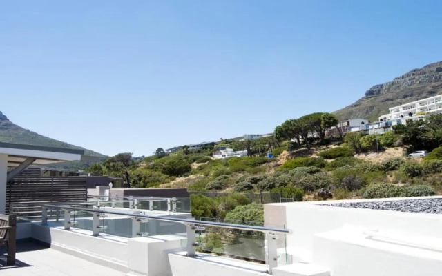 The Crystal Luxury Serviced Apartments