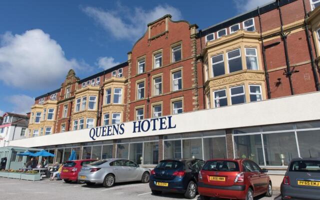 Queens Hotel