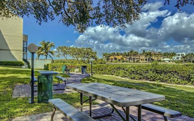 Bay Oaks C Second Floor