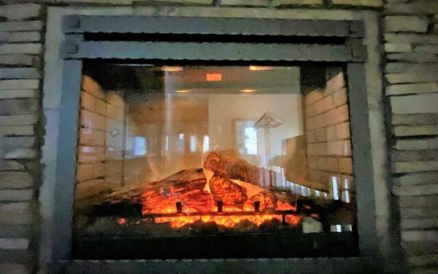 Mammoth S #232 4 Bedroom Condo