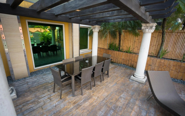 Fields Plaza Condo