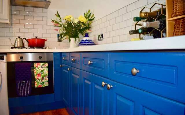 Chic and Contemporary Victorian Family Home